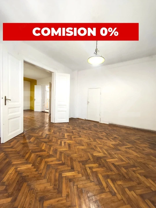 Casa istorica, 2 apartamnte, curte proprie- posibilitati multiple, zona Balcescu
