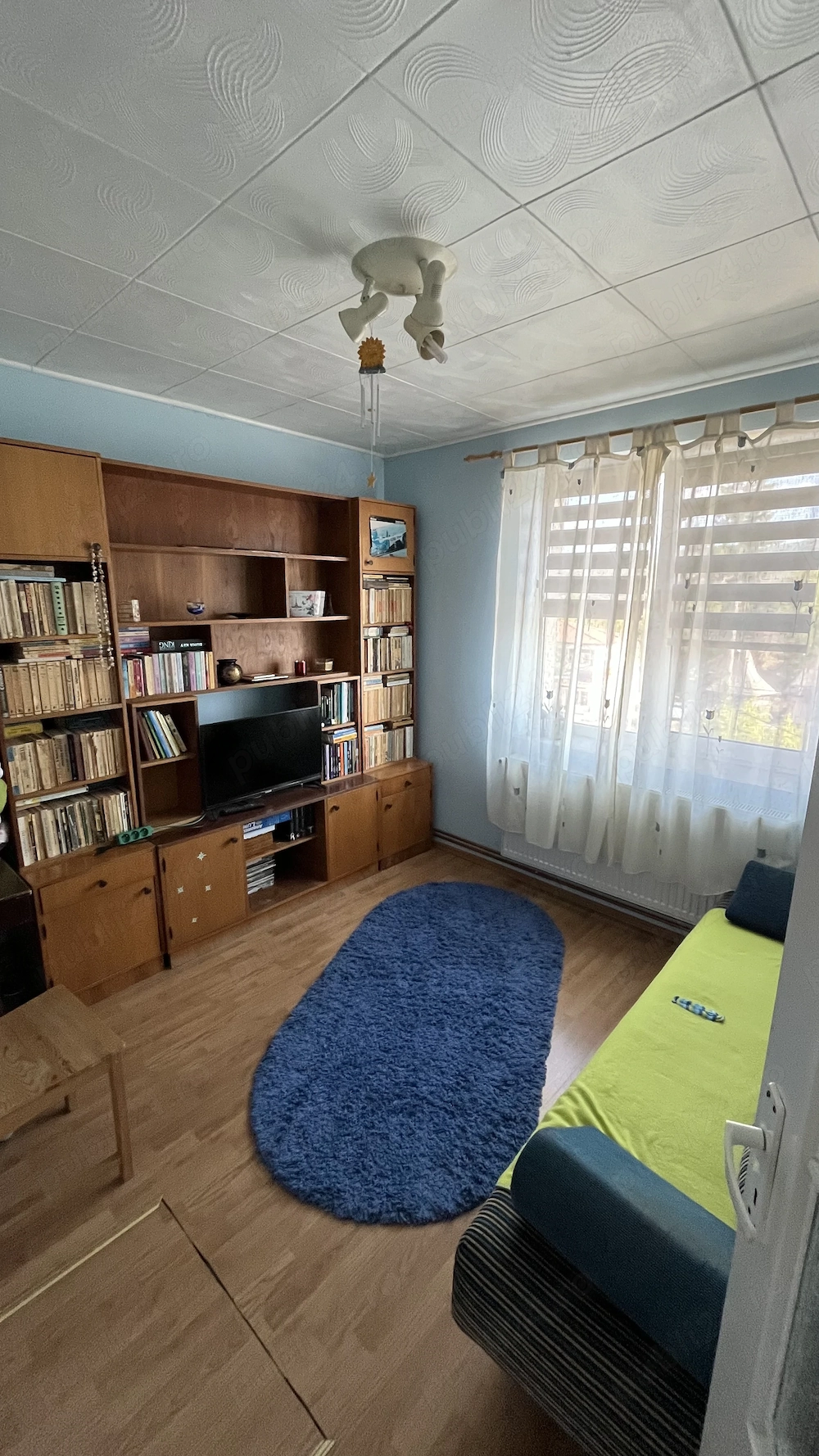  Apartament cu 3 camere de vânzare   ULMENI, MARAMUREȘ Se oferă spre vânzare 