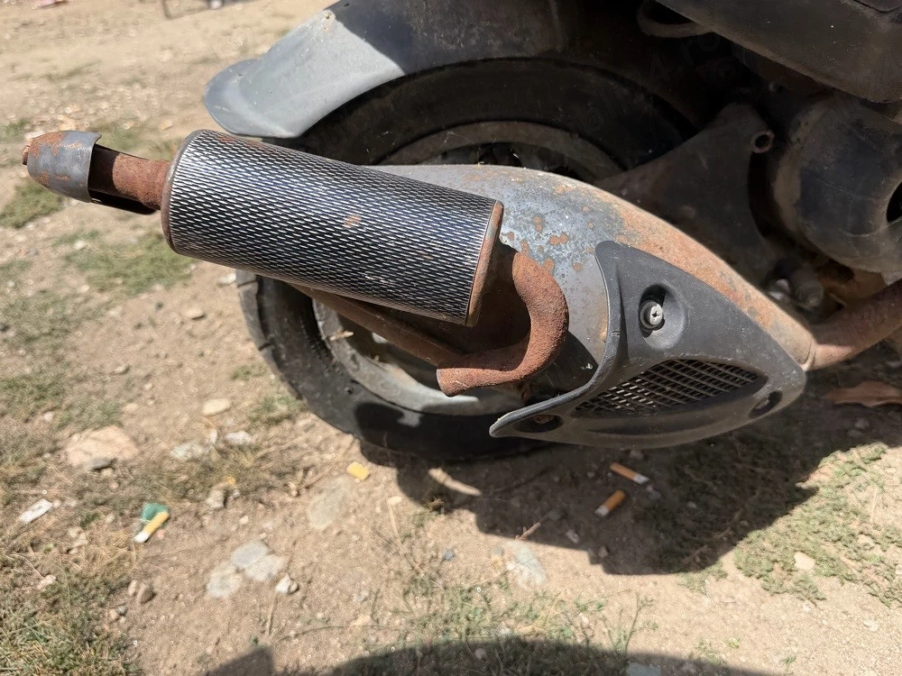 vand scuter de 50 cc