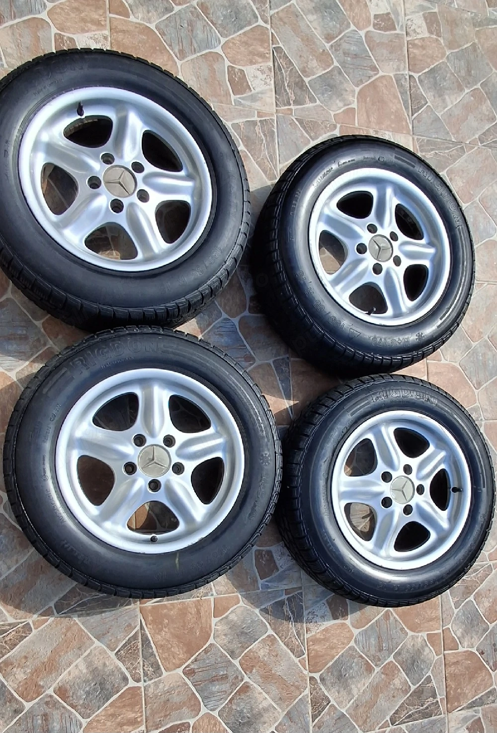Vand Jante Mercedes Benz  R15