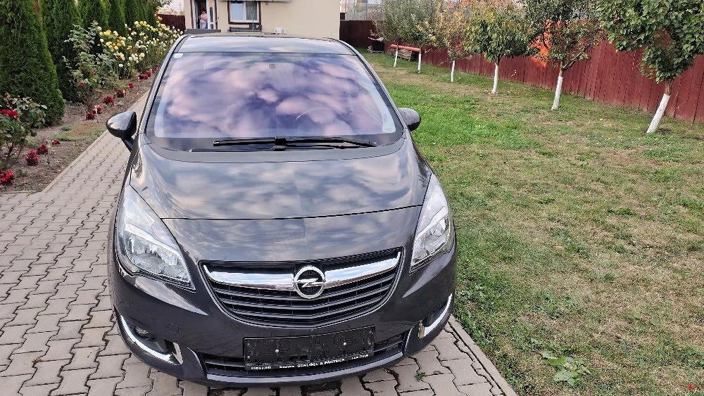 Opel Meriva, an 2015,motor1.6 motorină,euro 6, neânmatriculată în RO.