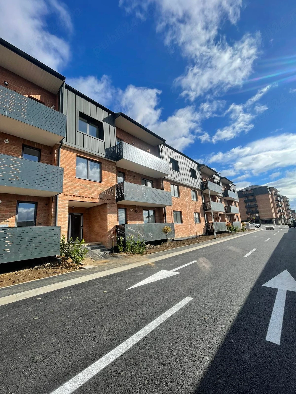 Închiriez apartament nou zona Beta Residence