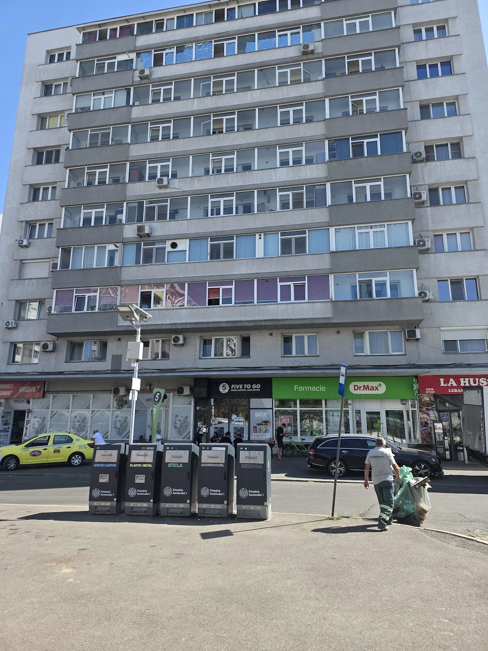 Proprietar vând-3 camere   zona de Nord, Sector 1   Bd. Ion Mihalache nr. 343