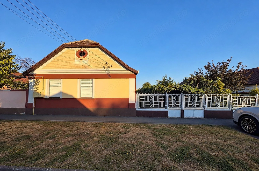 Casa Giarmata - 250 mp Utili- Teren 1000 Mp