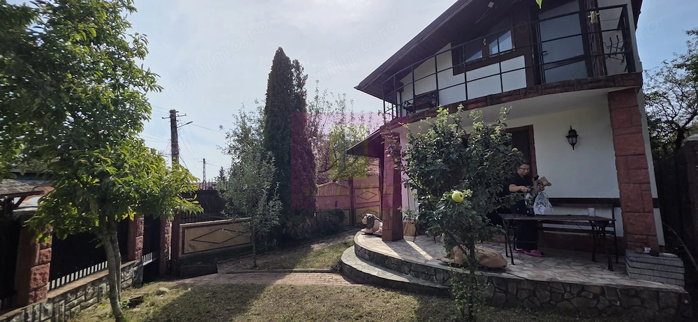 Vila de vanzare cu 4 camere in Beaza, cu dormitor la parter