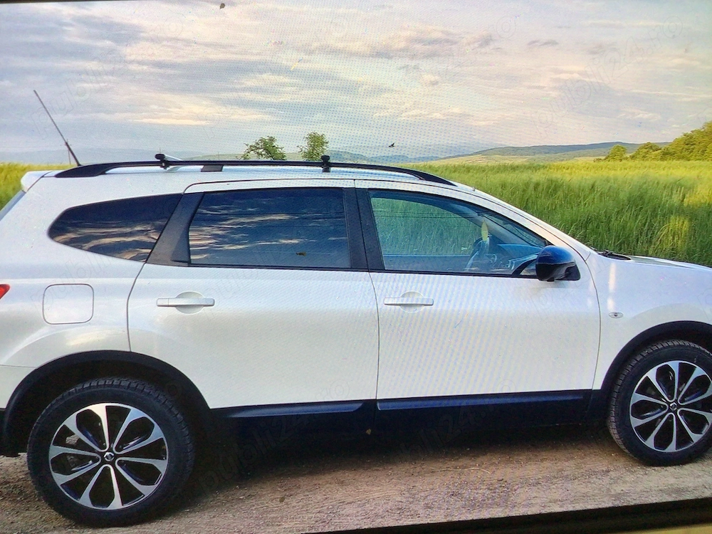 Vând Nissan qasqhai+2 1.6 urgent 