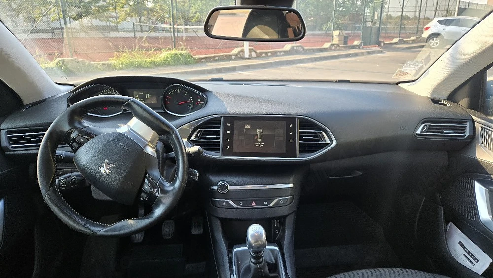 Peugeot 308 BlueHDI - 1.6 120HP