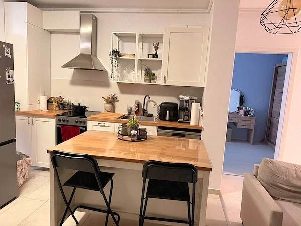 Inchiriez ap 2 camere Vivalia