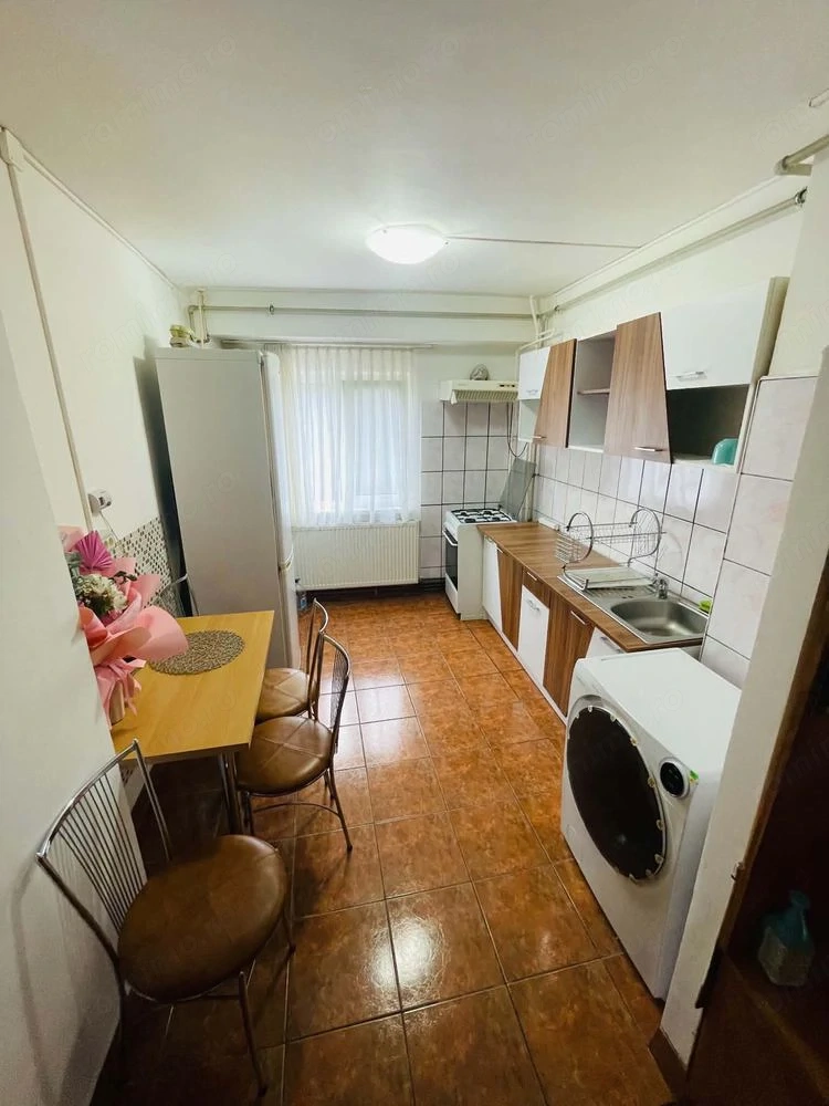 Apartament cu 2 camere Lipovei Decomandat