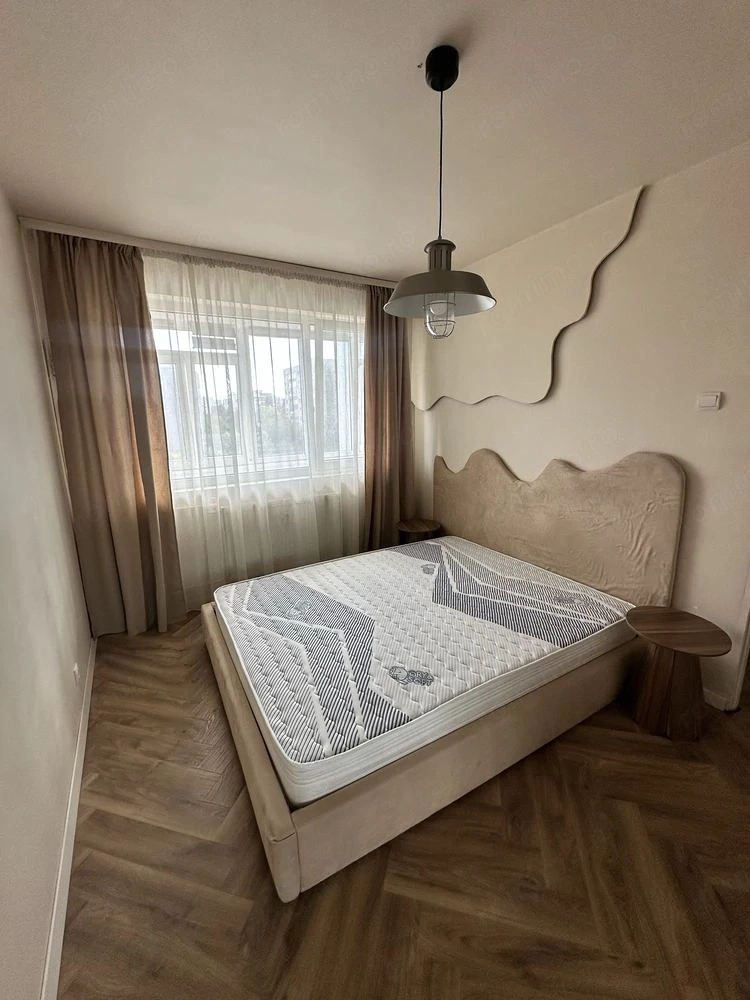 Inchiriez apartament 2 camere Plaza Mall