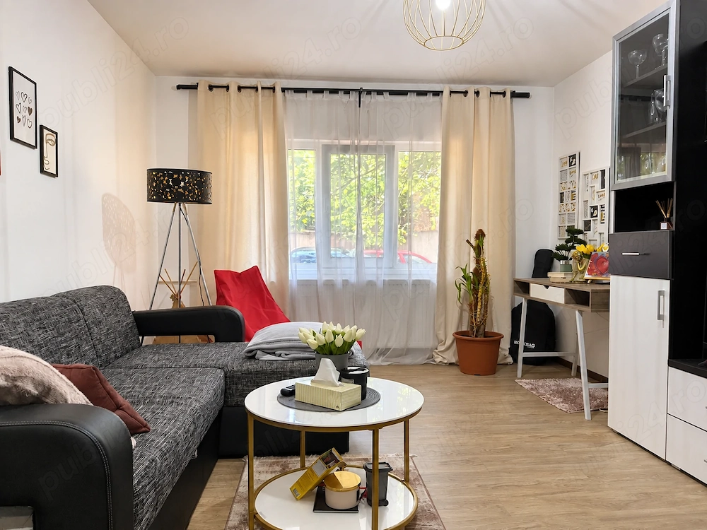 Vând apartament cu 3 camere | Bucovina