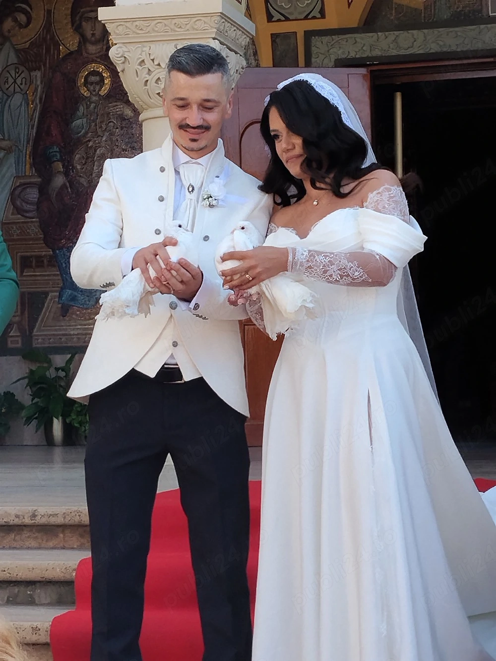 porumbei albi pentru nunti Timișoara 