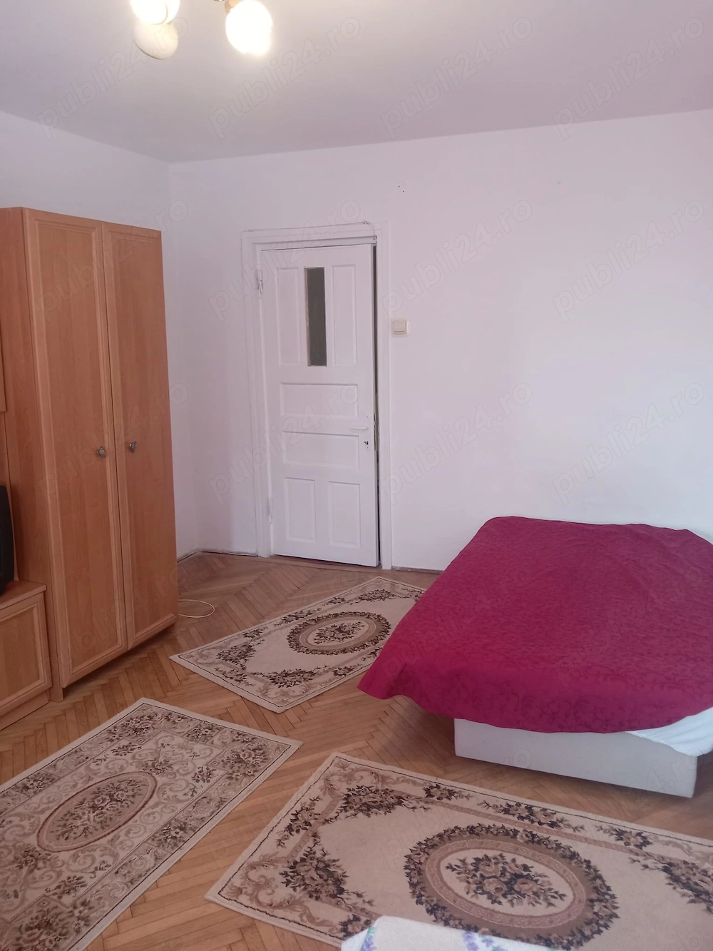 Inchiriez garsoniera Craiova zona Rotonda