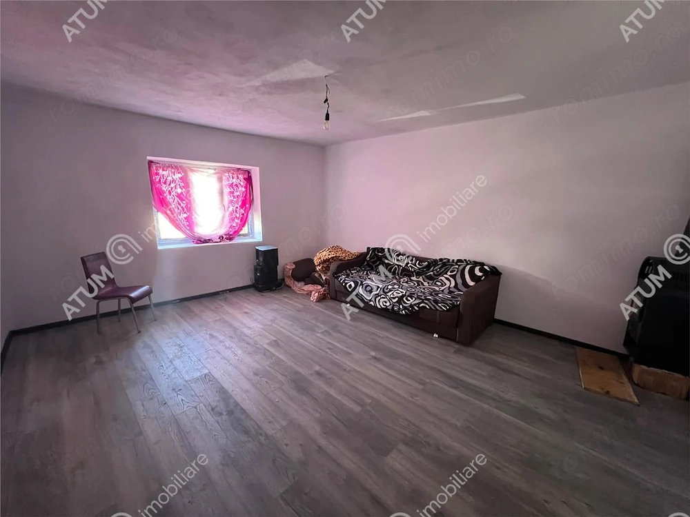 Casa individuala 5 camere teren 489 mp localitatea Apodul de Sus