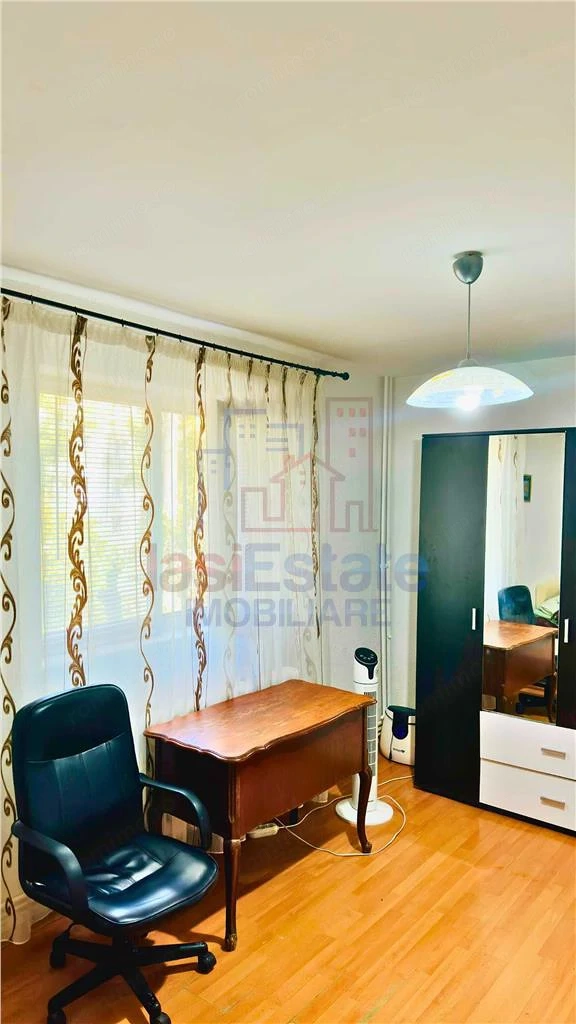 zona Dacia Apartament 1 camera decomandat etaj 1