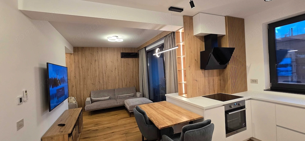 De închiriat: Studio de lux - NOU