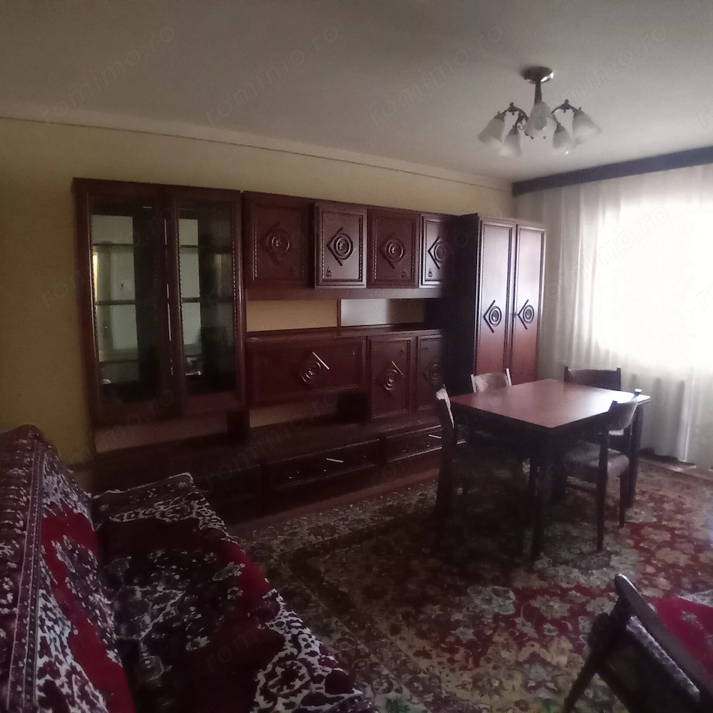 Apartament 3 camere, 2 băi, 66 m , etaj 1 - Brasov