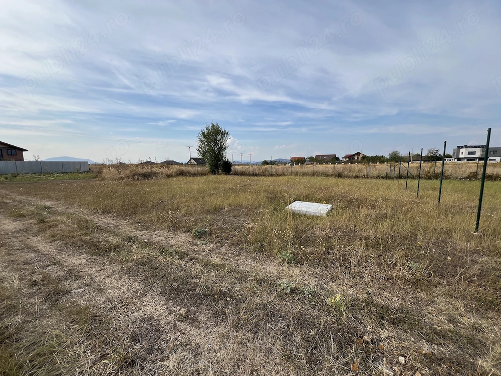 Teren intravilan constructii cartier Izvor - Tarlungeni