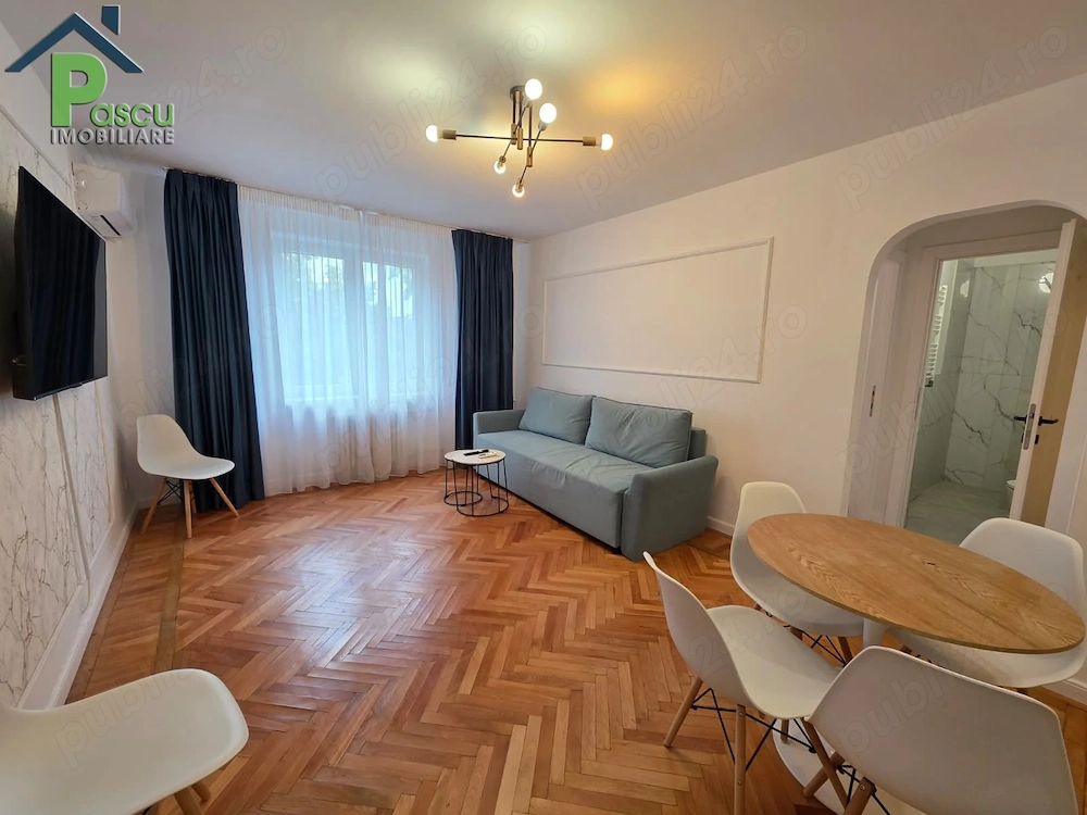 Apartament 3 camere, Piața Romană, 70 mp, 2 băi, mobilat modern, lângă metrou