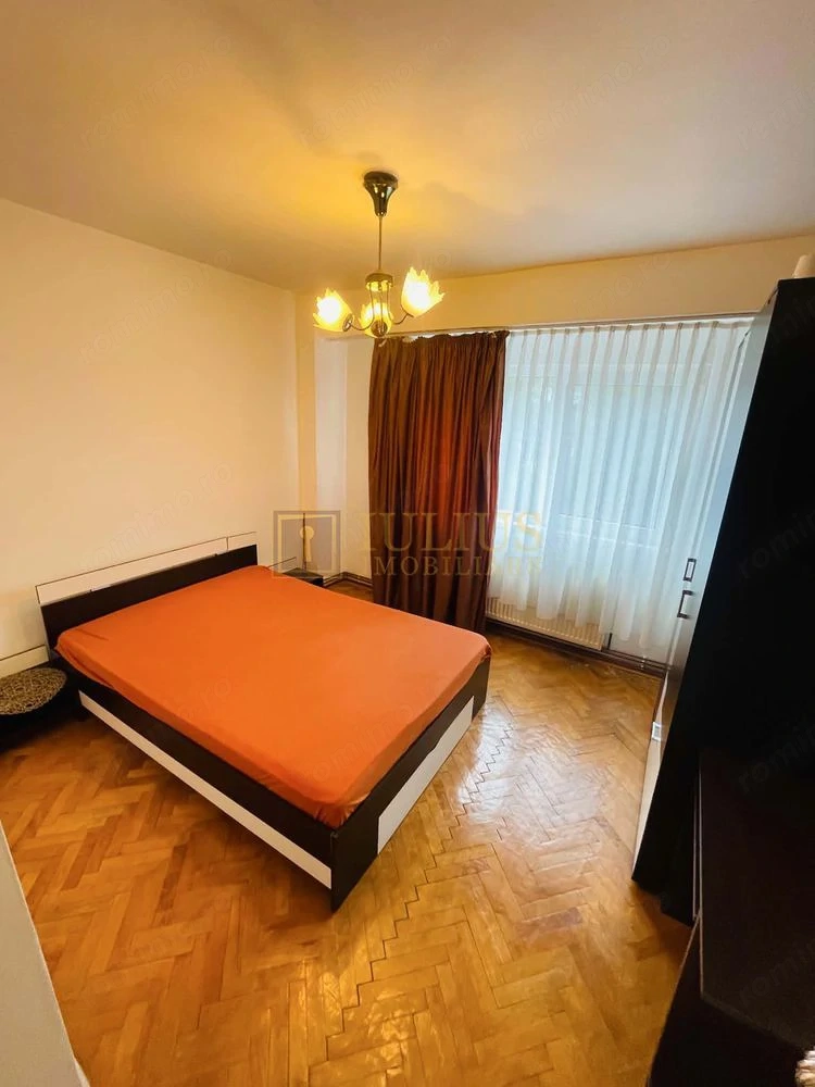 Lipovei| 2 camere| centrala proprie|  52 mp| etaj 2