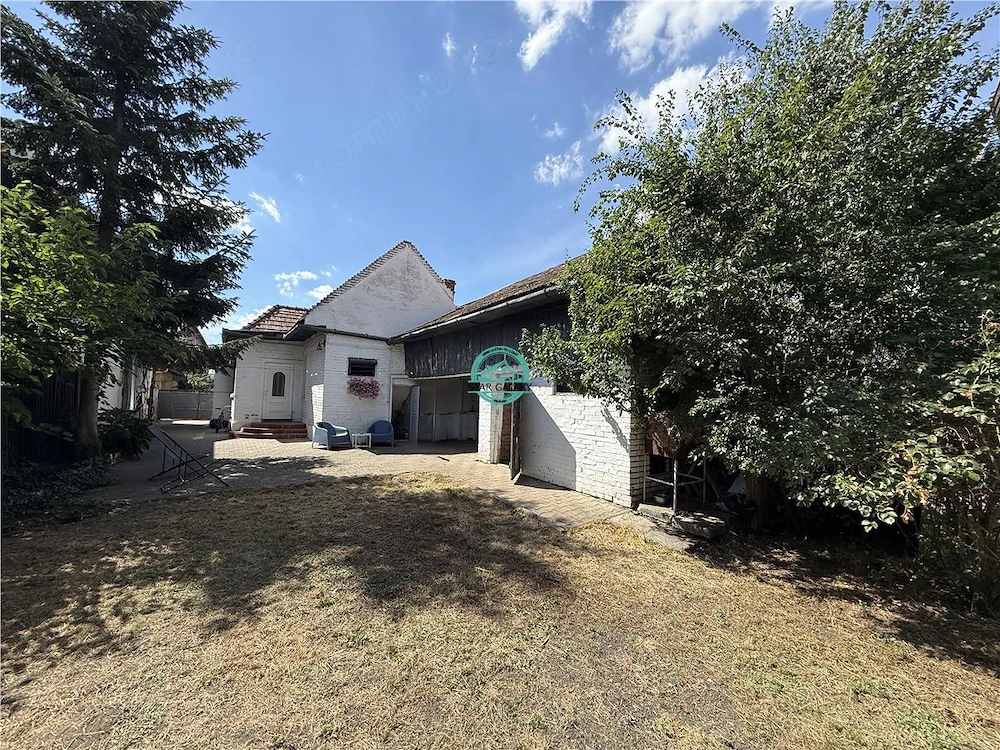 Casa cu 3 camere de vanzare cu teren de 508 mp, zona Libertatii