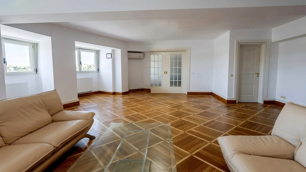 Apartament 4 camere cu terasă generoasă, etaj 6