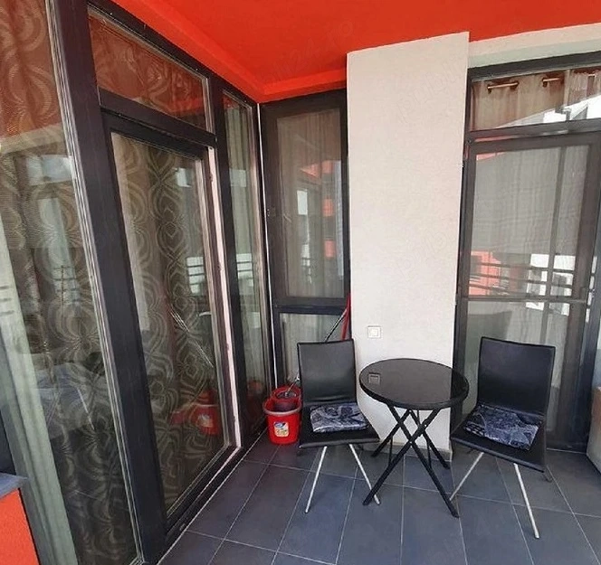 in ARAD chirie apartament 2 camere decomandate