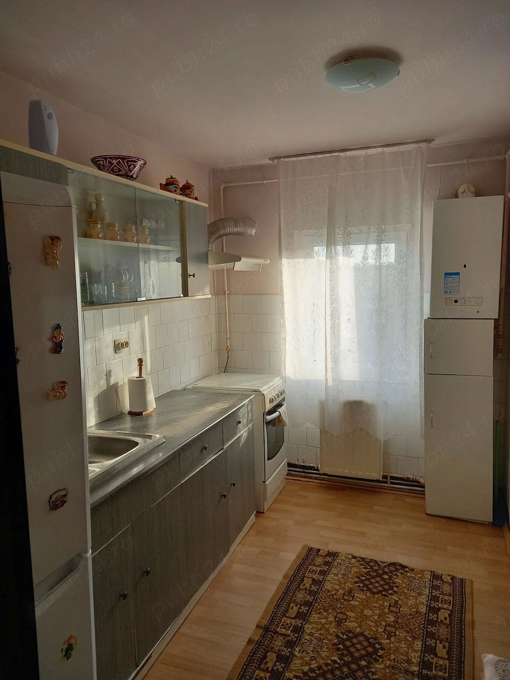 Vând apartament cu 3 camere 65mp 