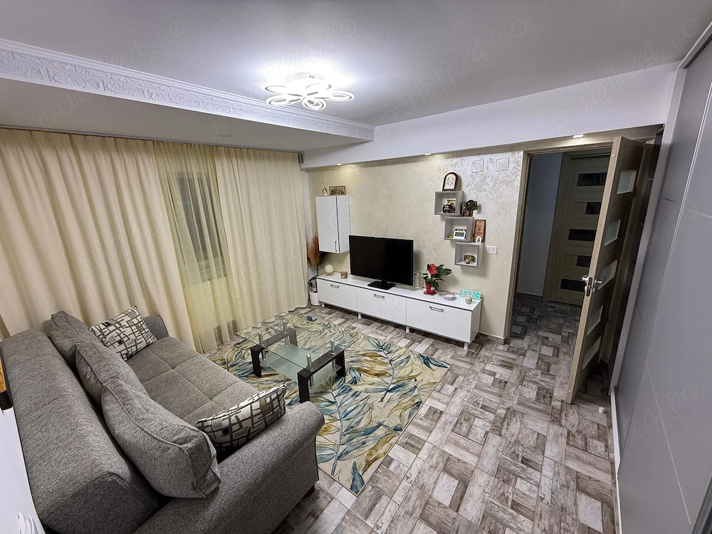 Apartament central - LA CHEIE - 3camere - 2 bai 
