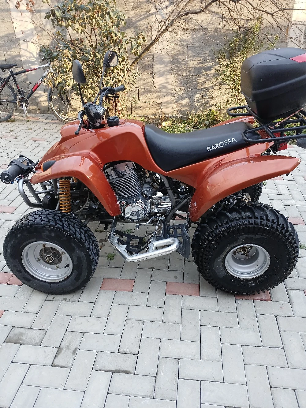 vând smc barosa 250cc 