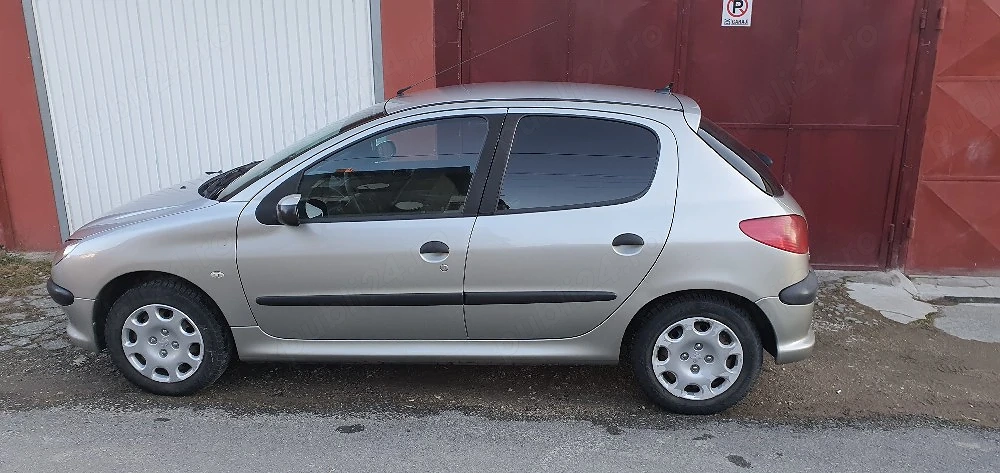 Vând Peugeot 206