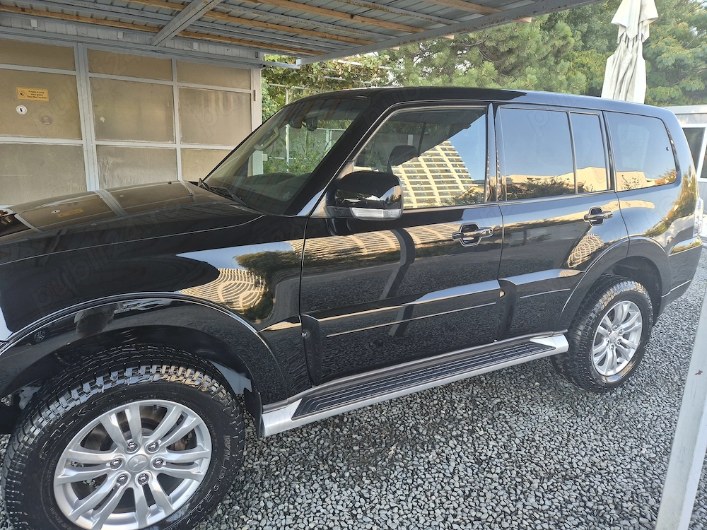 Detailing auto total