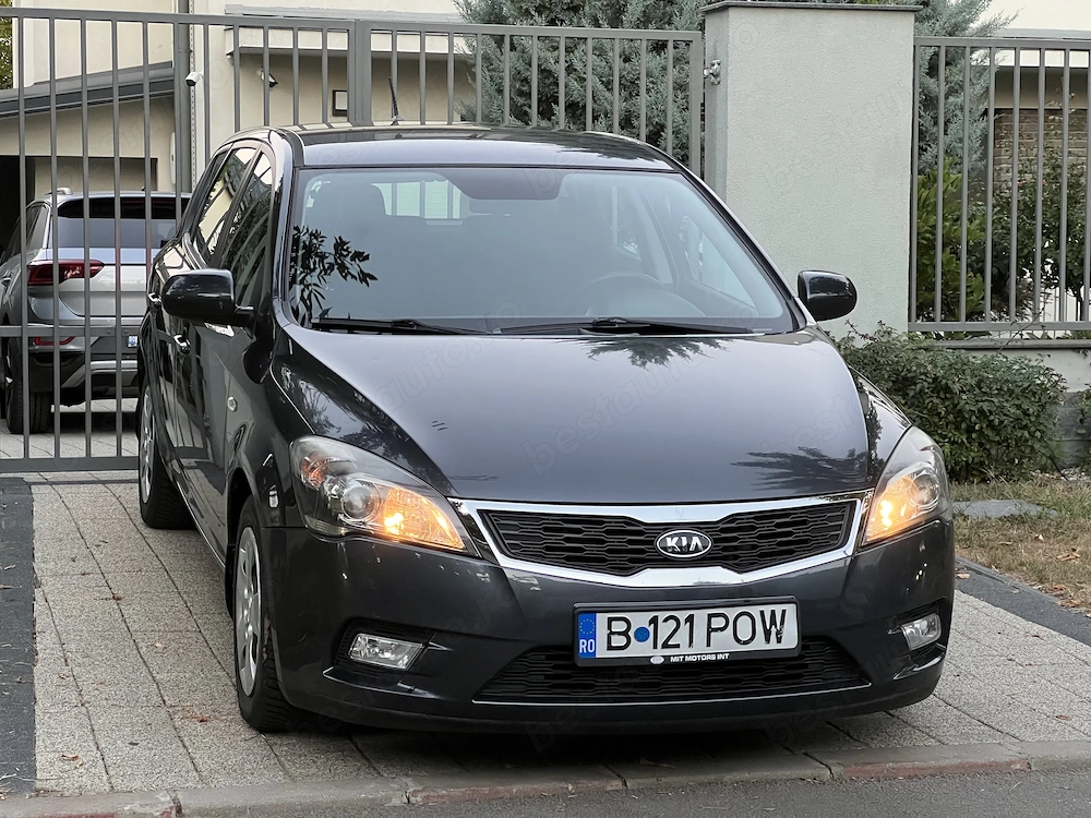 KIA CEED 1.6 Diesel km doar 123.000 an 2012 E5 