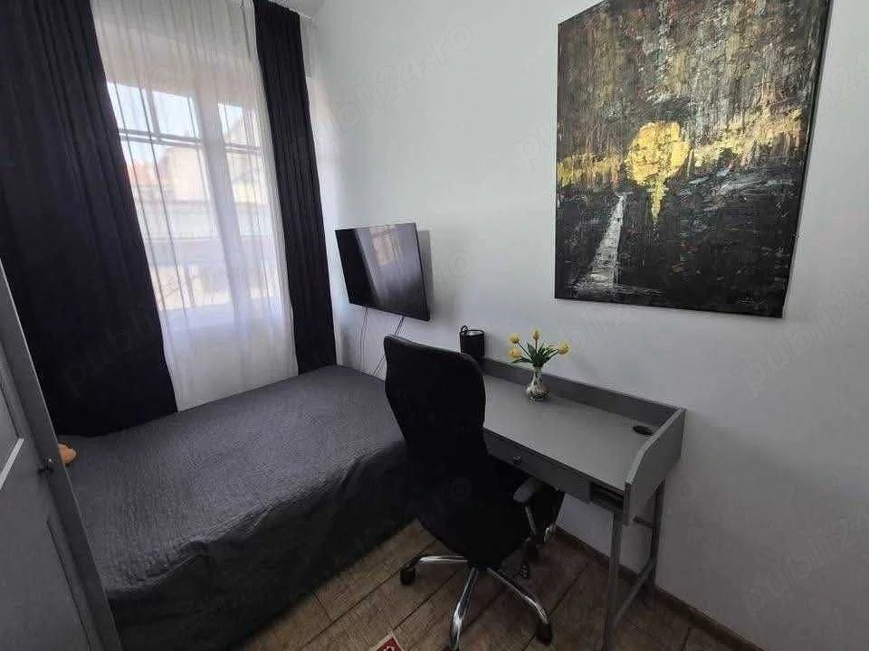 5 Camere, 115 mp utili, Piat a Operei Timișoara, Etaj 1, centrala proprie, 2 bai, investiție, boxa
