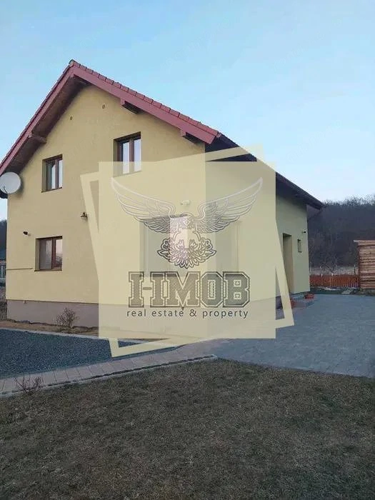 Casa 4 camere suprafata utila de 120 mp si teren 900 mp Mohu