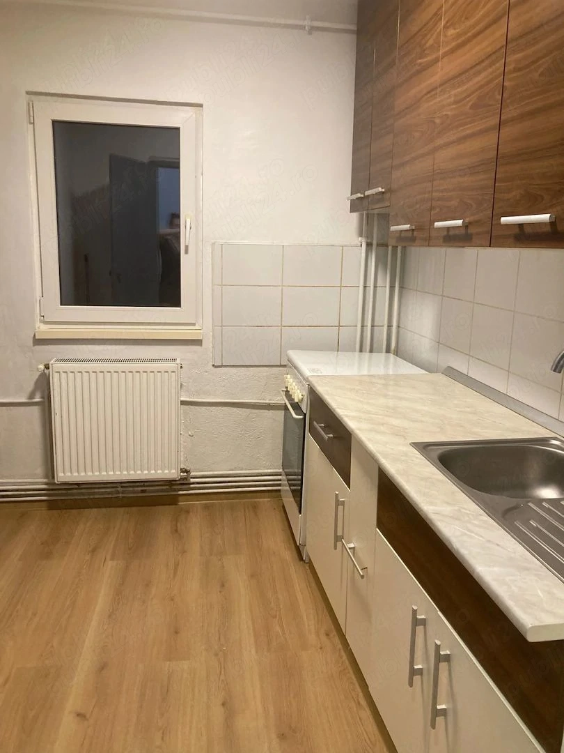 Apartament 2 camere, Etaj 2,decomandat, zona Lipovei, Iulius-Mall, Centrala, Boxa