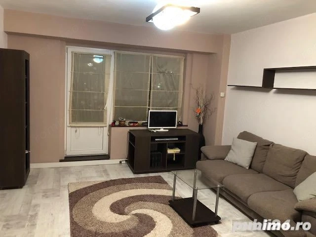 2 camere de inchiriat Sala Palatului