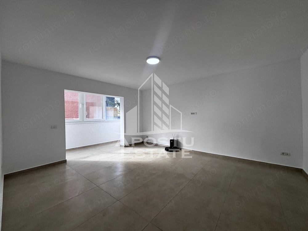 Apartament cu 4 camere de vanzare, zona Complexul Studentesc,Timisoara