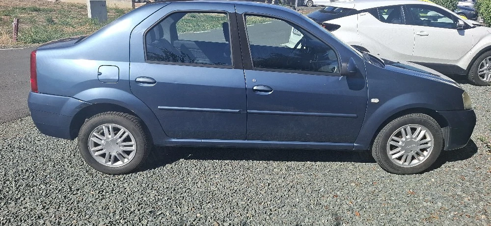 DACIA Logan