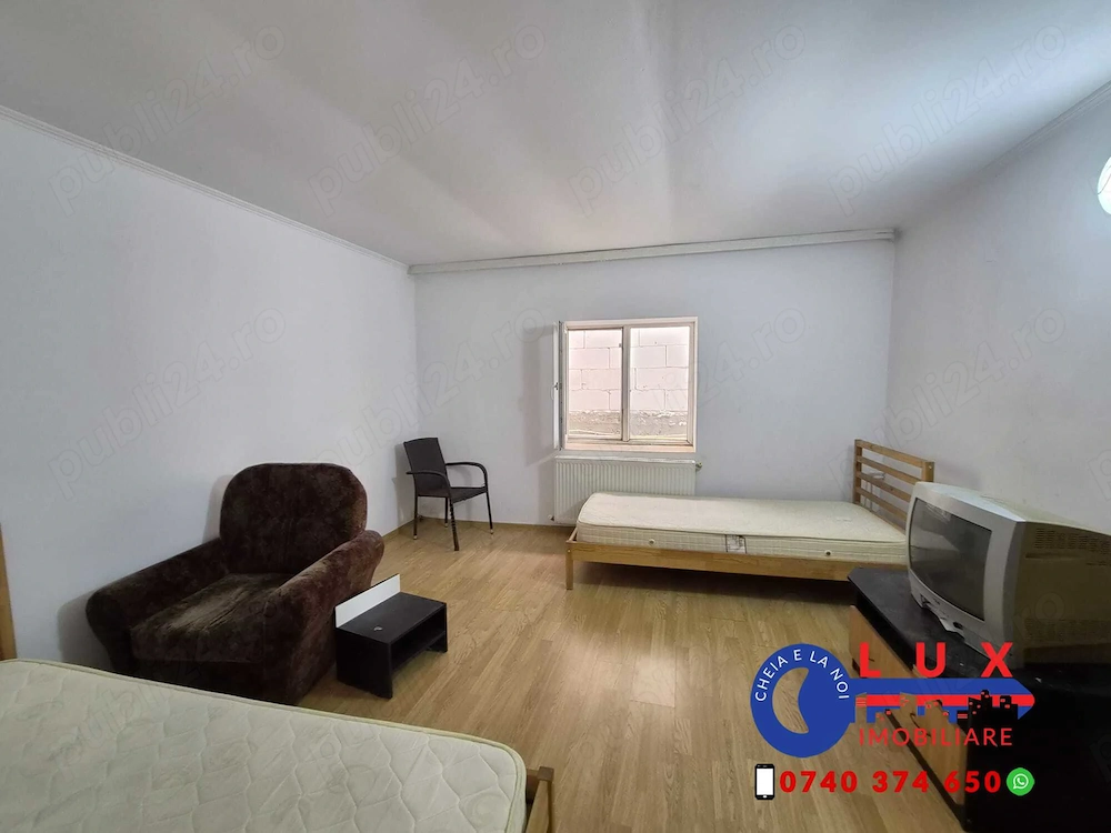DE ÎNCHIRIAT: CASĂ SPAȚIOASĂ P+M | 6 Camere (Capacitate până la 15 persoane) | Ultracentral 