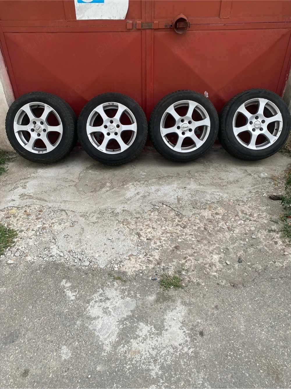 Vând roți complete din aliaj 16" Audi A 3
