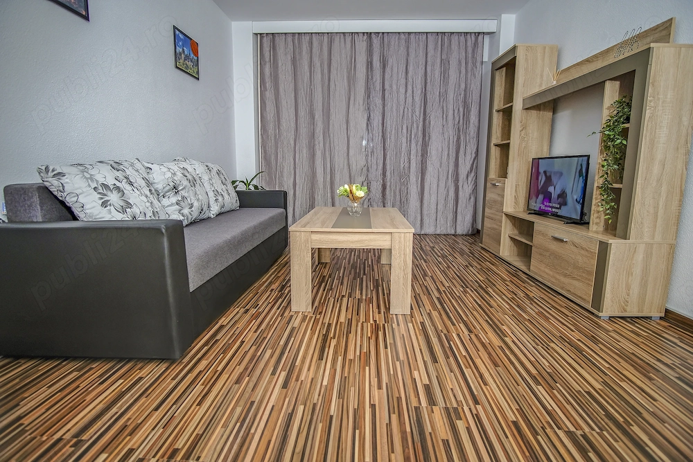 proprietar inchiriez 2 camere 13Septembrie Marriott