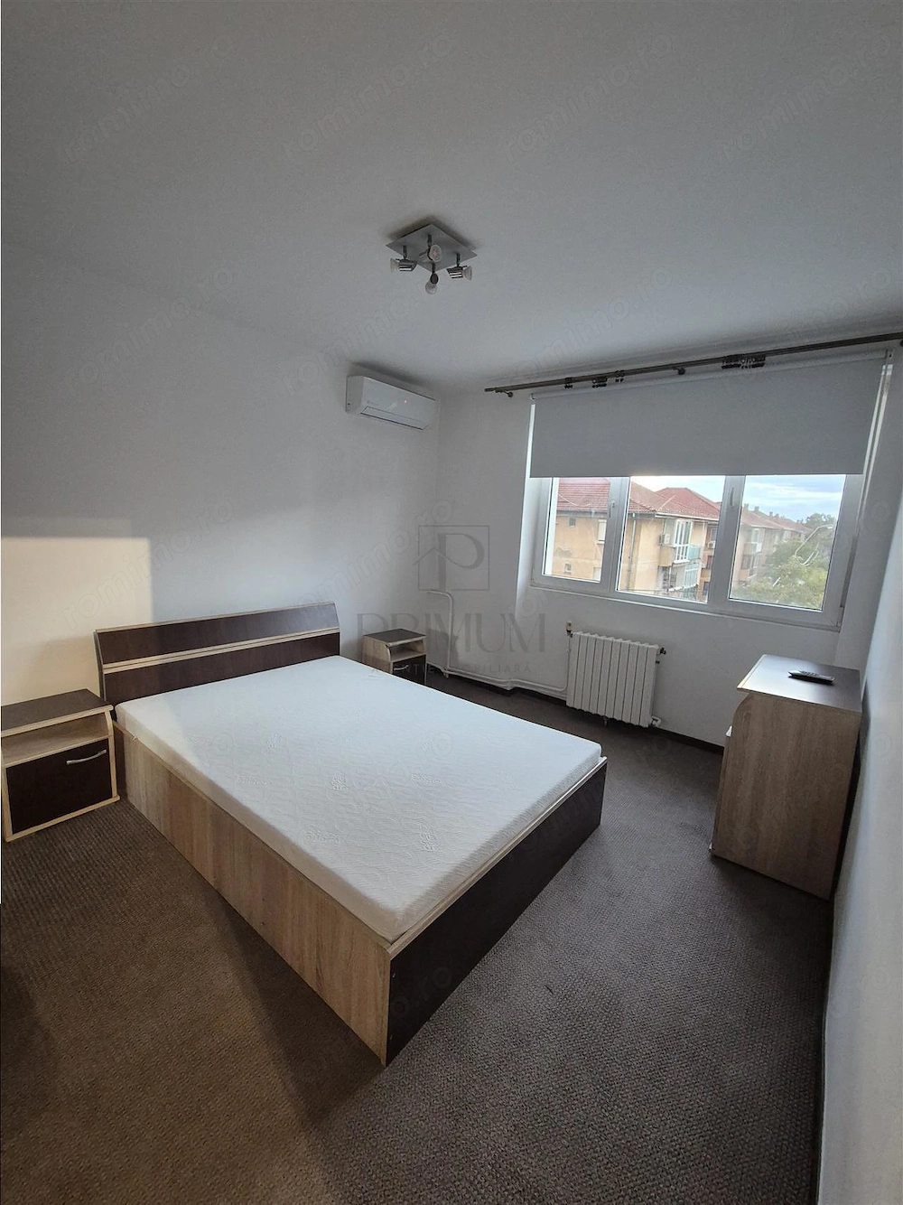 ZONA UNIVERSITATII DE VEST - 2 CAMERE - DECOMANDAT - BLOC IZOLAT