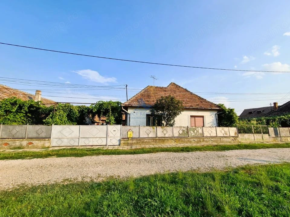 Casa individuala \ 1500 mp teren \ Tarnaveni
