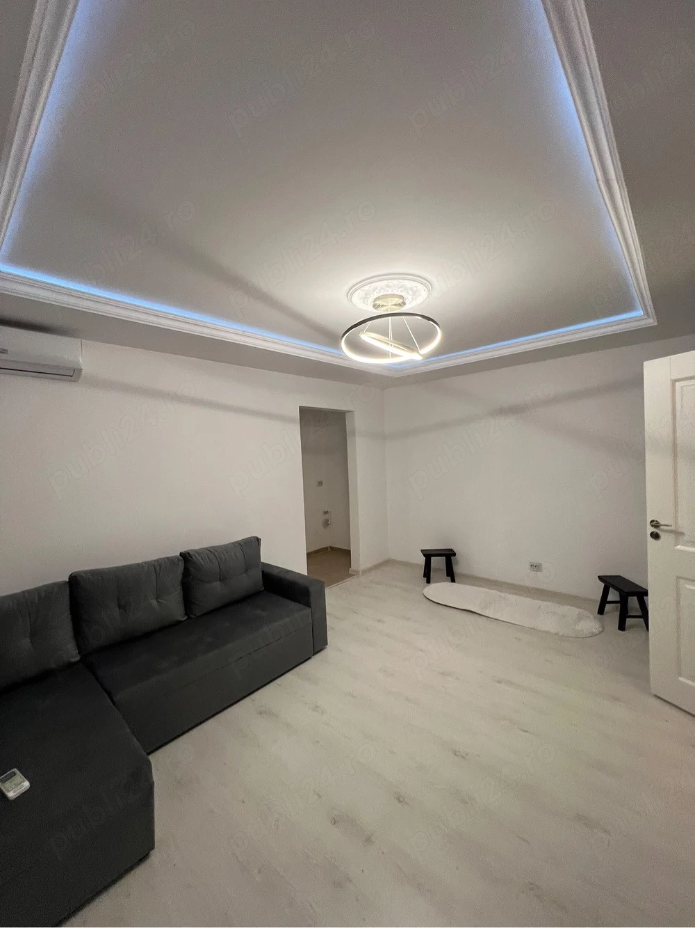 Apartament 3 camere renovat complet in Deveselu, jud.Olt 