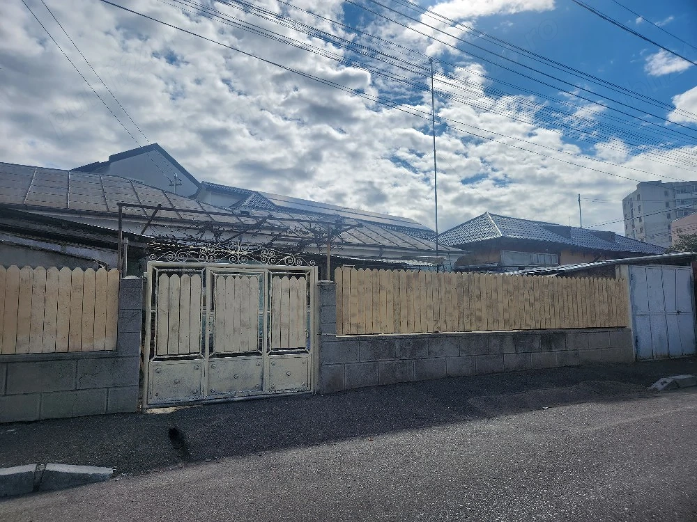 Casa de vanzare. 