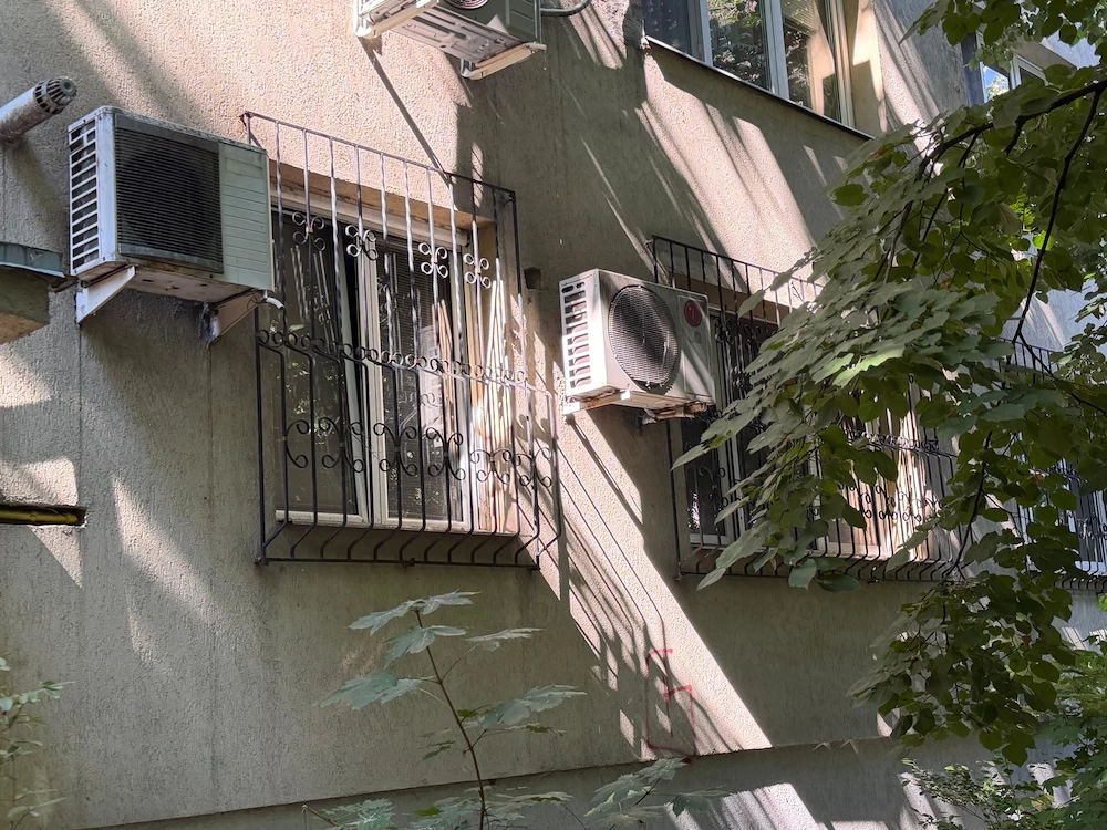 Apartament 3 camere Dr Taberei aleea istru prelungirea Ghencea centrala boxa bloc 4 etaje