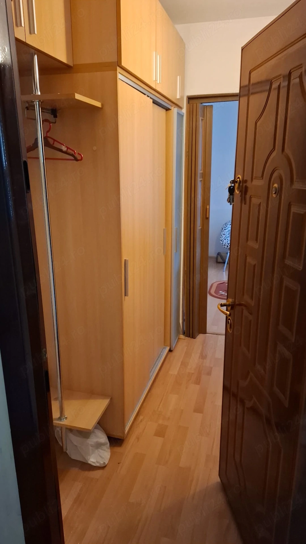 Garsonieră  2 camere 