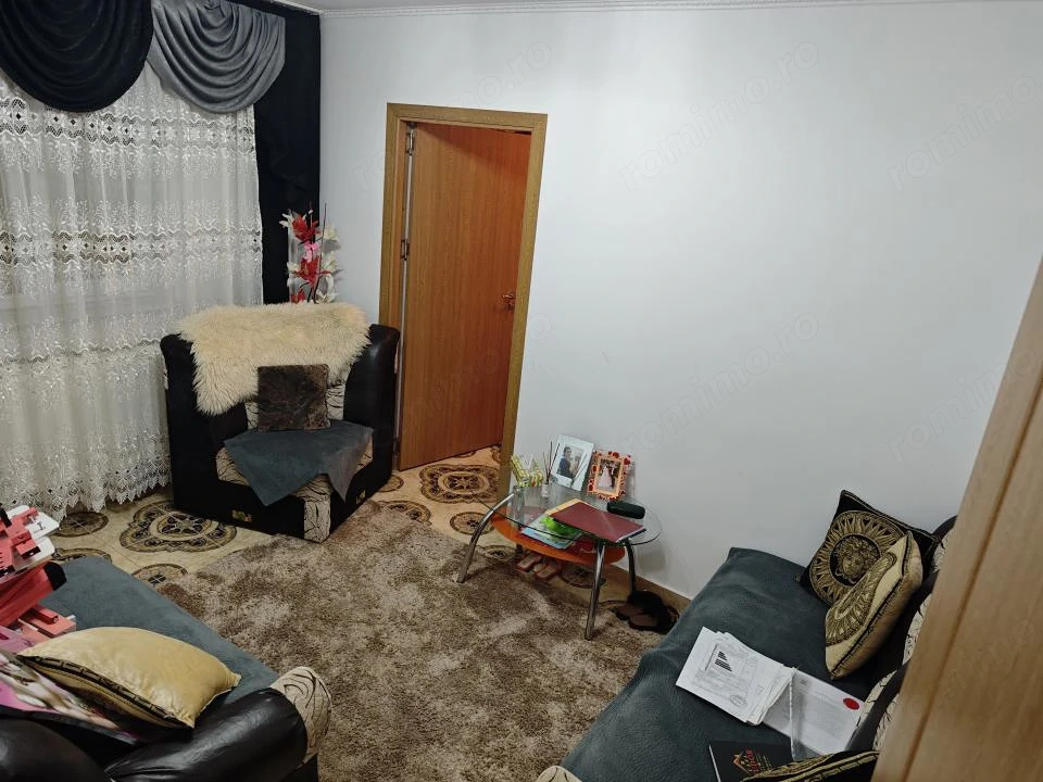 Apartament 2 camere Trivale
