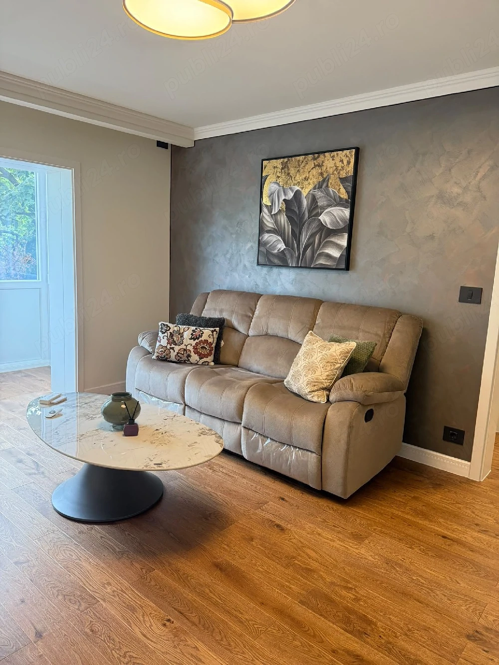 Proprietar apartament lux etaj 1  
